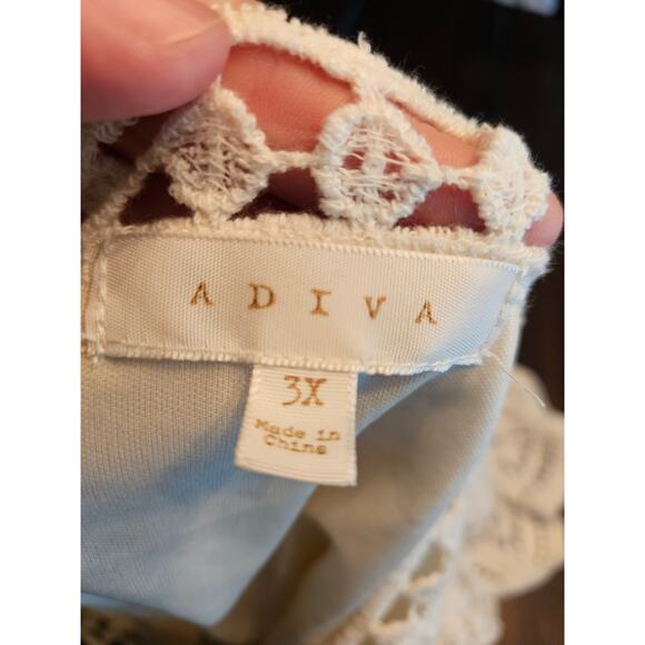 Adiva romantic white knit blouse 3X - Picture 5 of 7